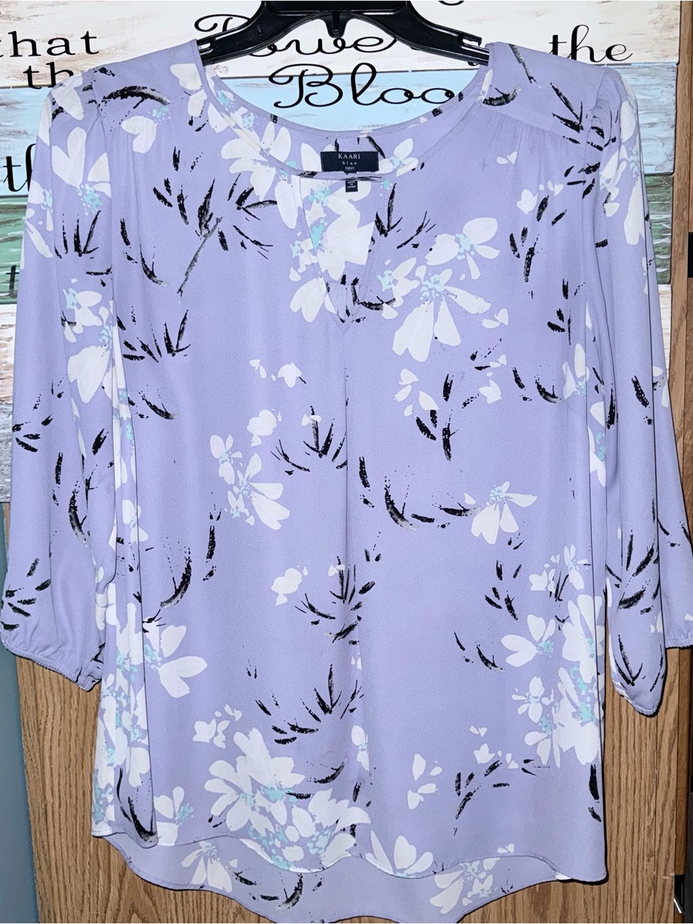 Kaari Blue Lavender Floral Split-Neck Blouse